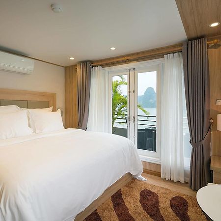 La Vela Premium Cruise - Managed By Paradise Cruises Ha Long Dış mekan fotoğraf