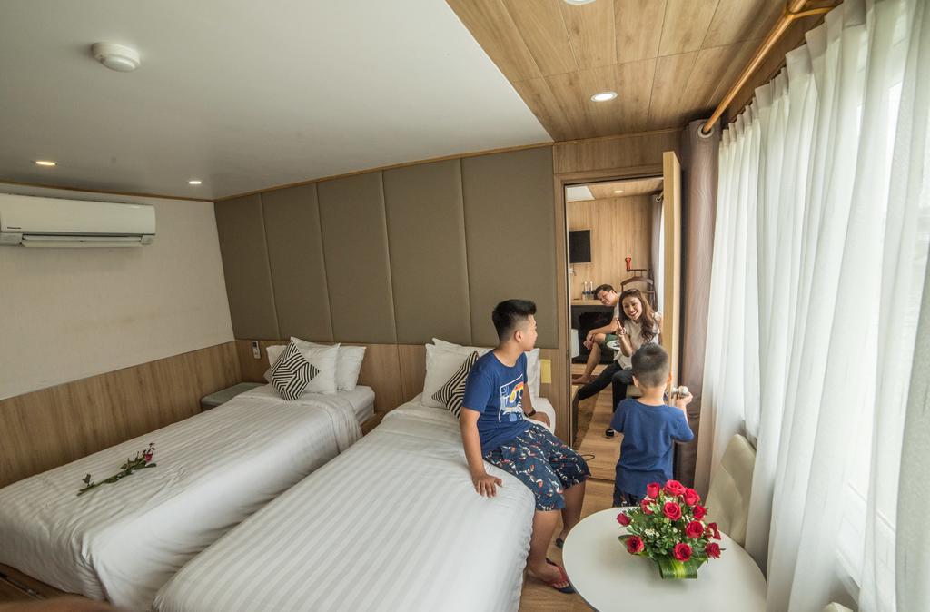 La Vela Premium Cruise - Managed By Paradise Cruises Ha Long Dış mekan fotoğraf